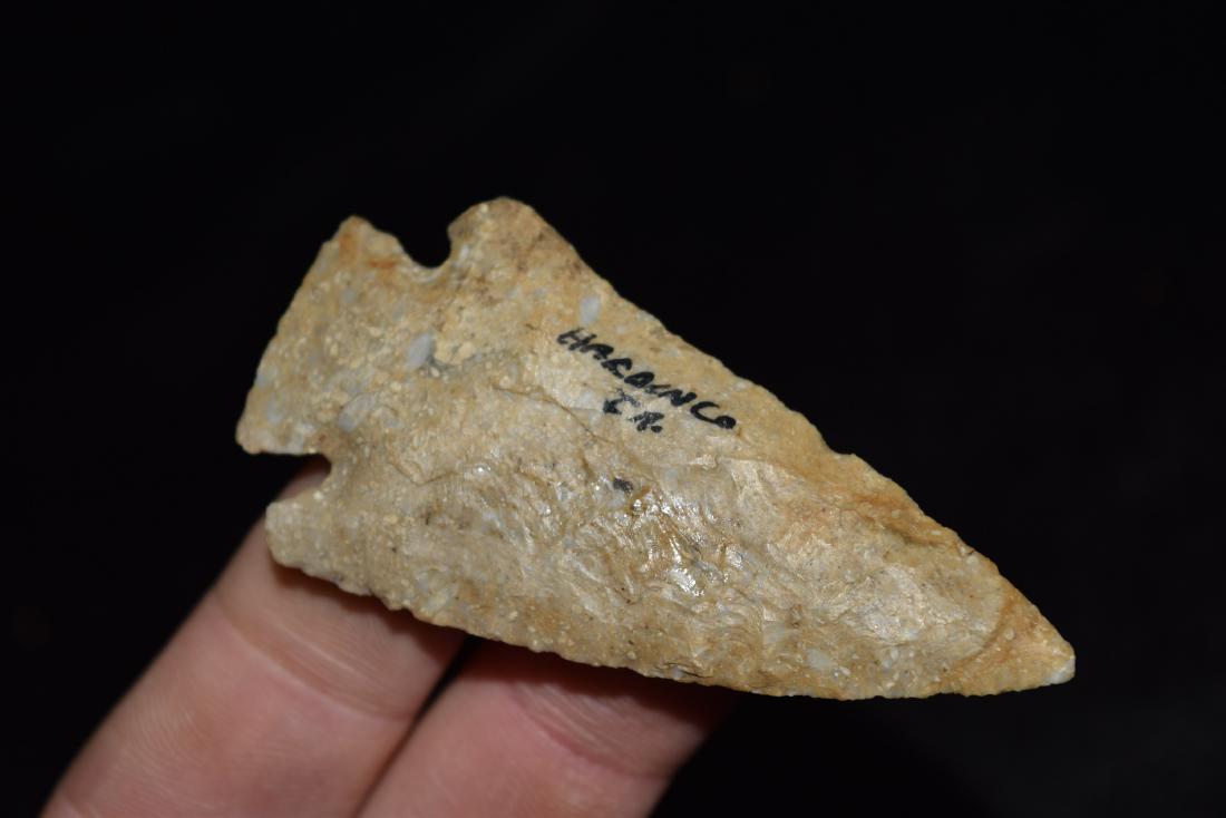 Corner Notch Point, Hardin Co, IA, 2 3/4 x 1 3/8" (1 of 5)