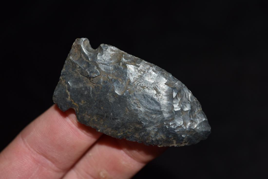 Black Well Made Point Side Notch 2 1/4 x 1 1/8, MO (1 of 5)