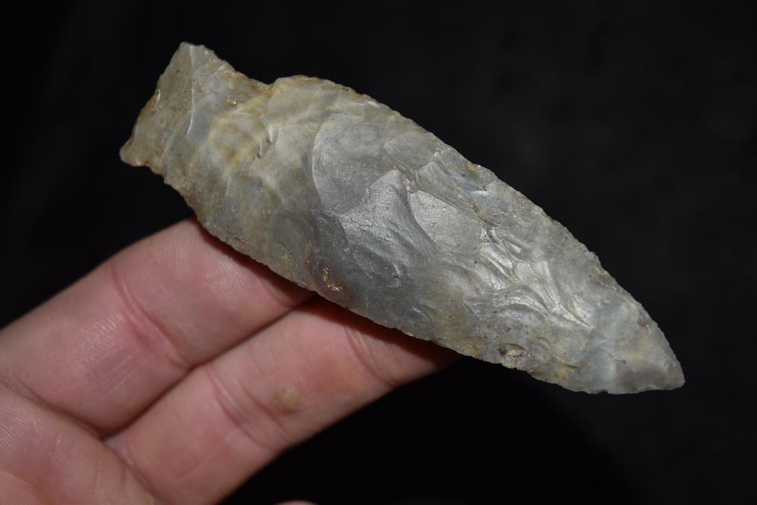 3 5/8" Kramer Cobdon flint well made and bullseyed: 3 5/8" Kramer Cobdon flint well made and bullseyed