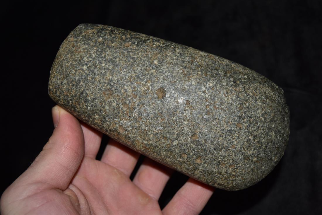 6" x3" celt, great form and symmetrical, good polish: 6" x3" celt, great form and symmetrical, good polish