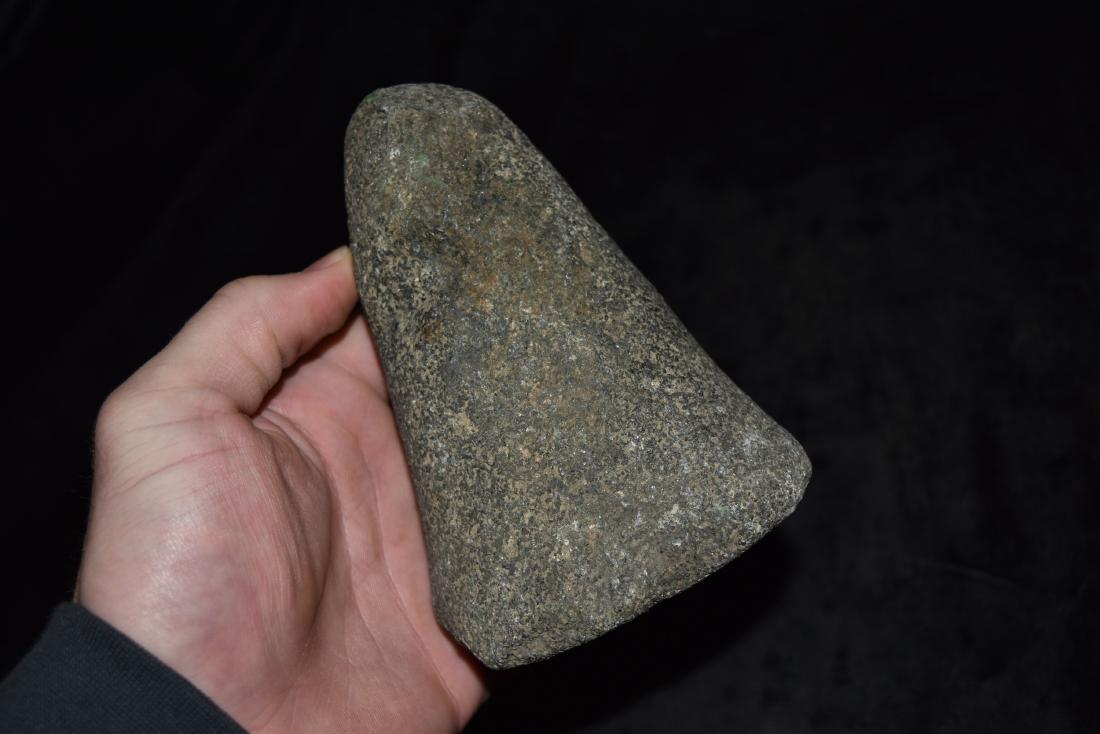 3 7/8" x 5 1/2" Pestle, good form and wear use: 3 7/8" x 5 1/2" Pestle, good form and wear use