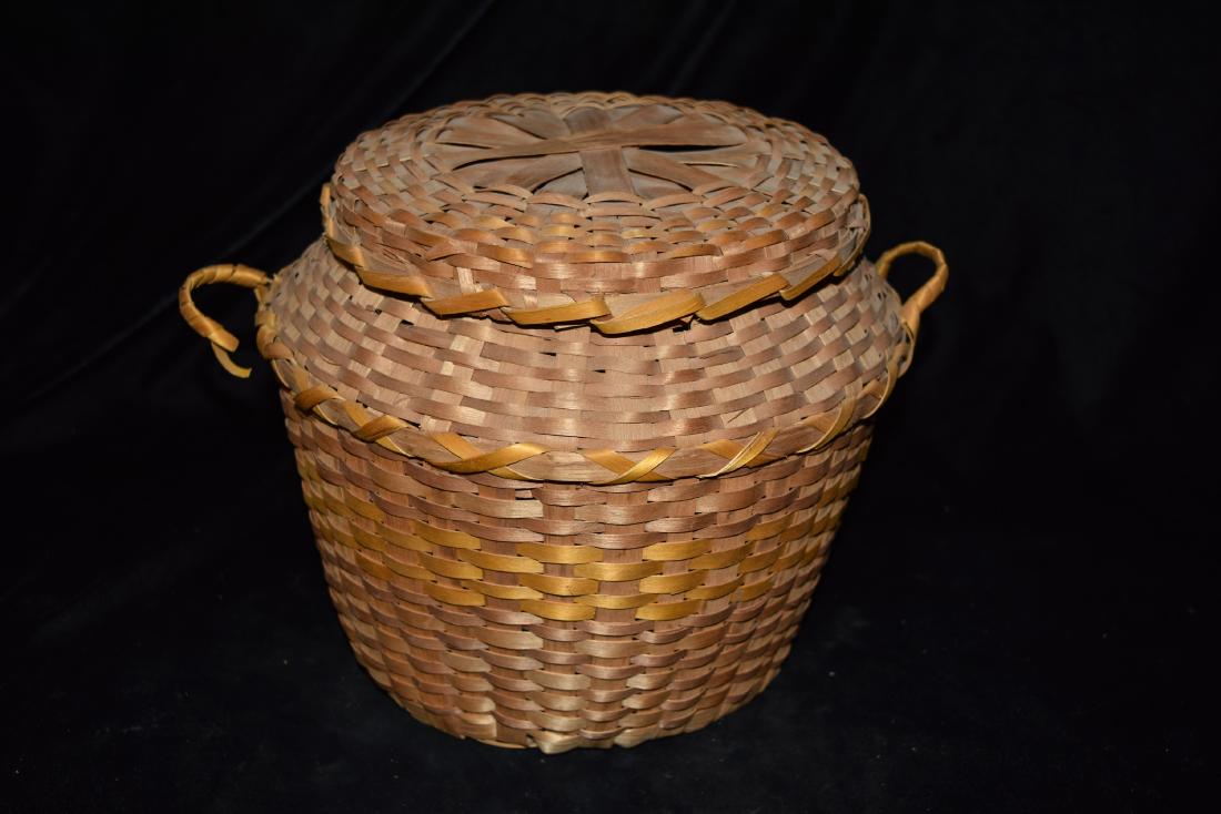 12" x 8" made by Florence White Wing Abenaki Basket: 12" x 8" made by Florence White Wing Abenaki Basket weaver Odank Quebec, Canada, late 1950s