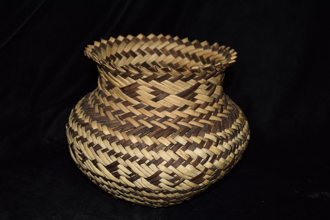8" x 7" made by Cherokee Basket Weaver, Dinah of