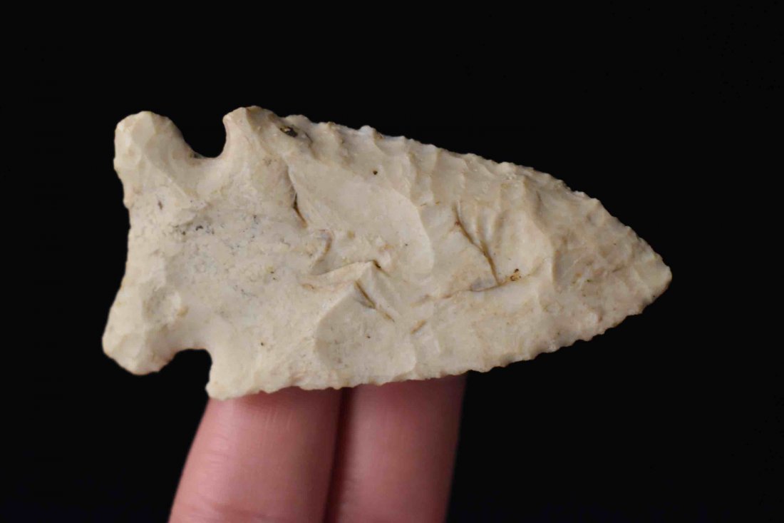 2 5/8" Beveled Thebes Point, Ex Koch, Scott Co. IL (1 of 4)