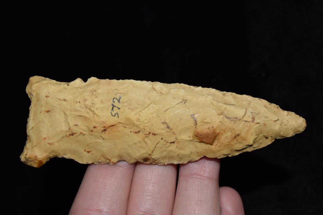 3 3/4" Side notched point, Randolph Co. MO (1 of 6)