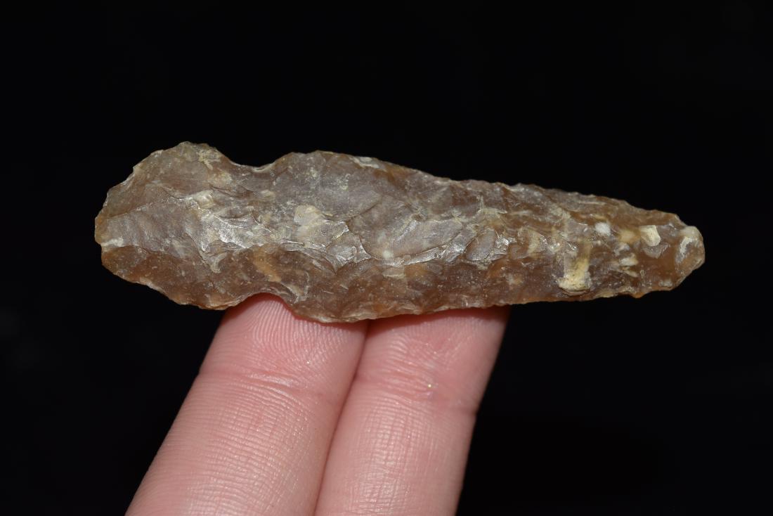 2 1/2" Halifax Point, Knife River Flint, Gettysburg, SD (1 of 4)