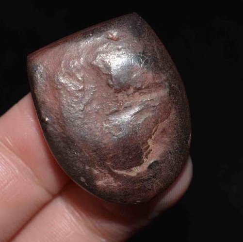 1 1/8" Hematite Celt, Adams Co IL: 1 1/8" Hematite Celt, Adams Co IL