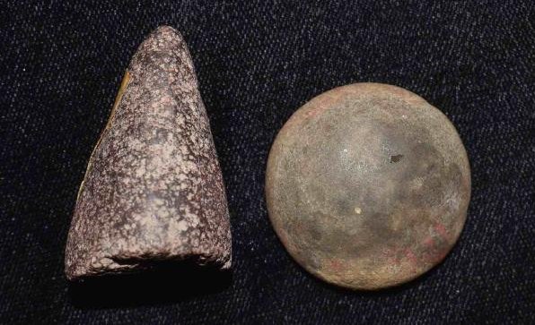 1 1/4" Round Hardstone cone and 7/8" Round Hematite: 1 1/4" Round Hardstone cone and 7/8" Round Hematite Cone, Adams Co IL