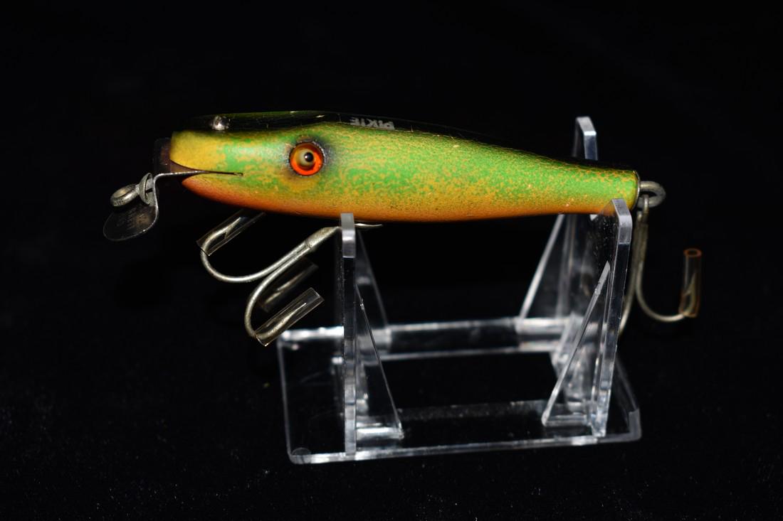 Antique Fishing Lure (1 of 4)