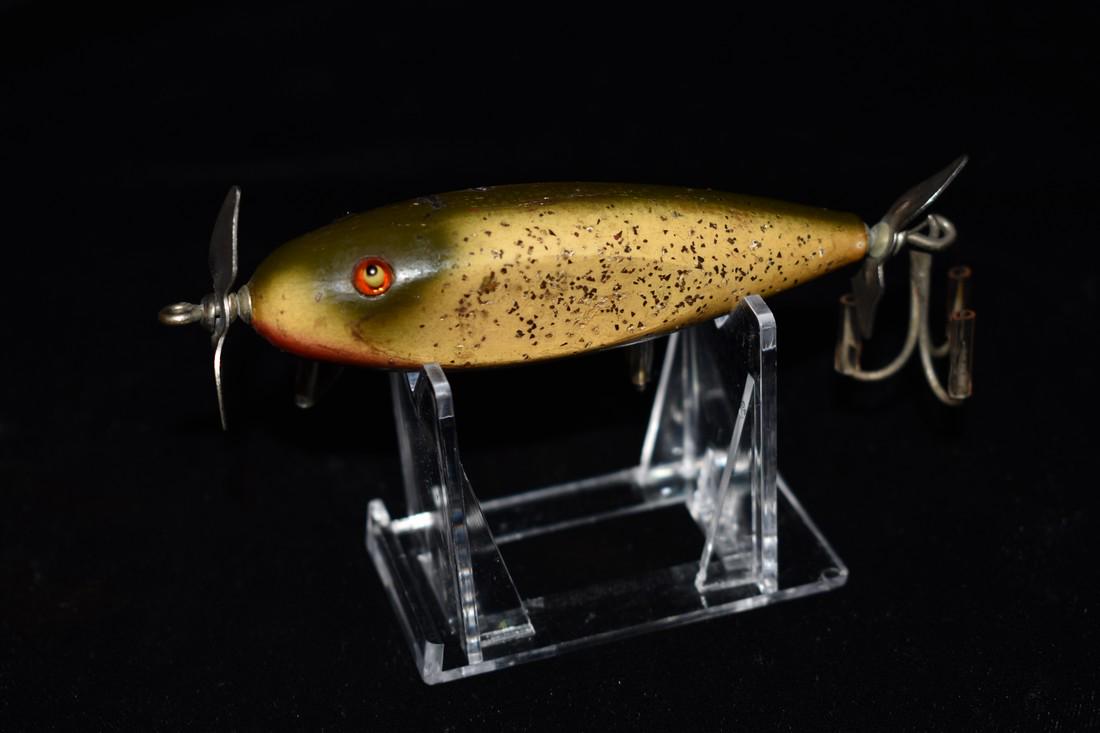 Antique Fishing Lure (1 of 5)