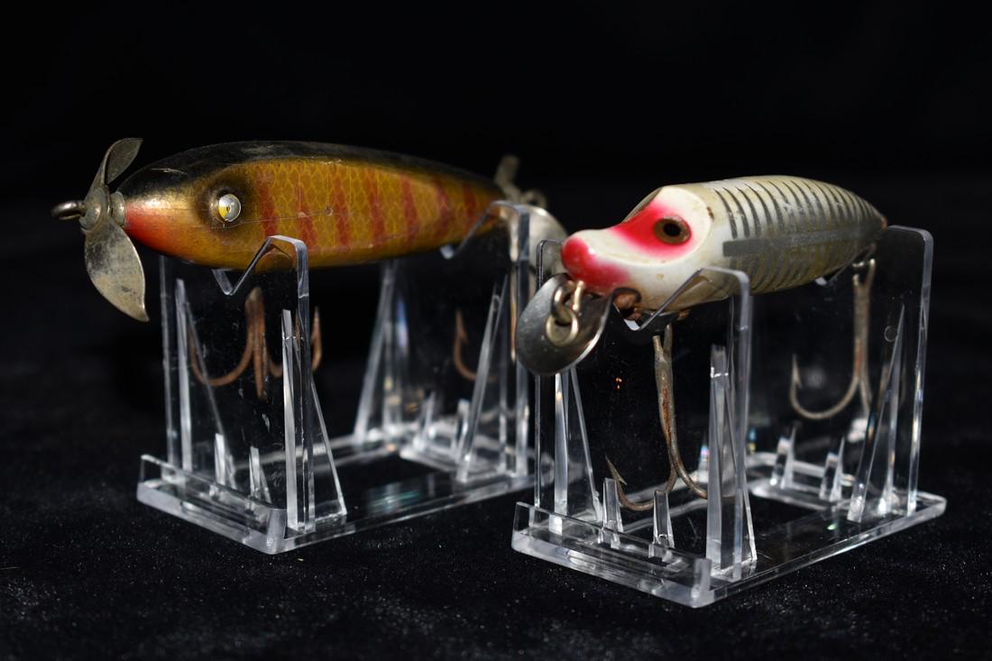 Lot of 2 Antique Fishing Lures, 1 Heddon River Runt (1 of 6)