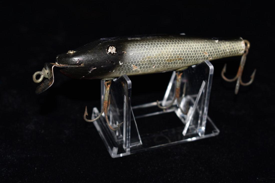 Antique Wooden Fishing Lure: Antique Wooden Fishing Lure