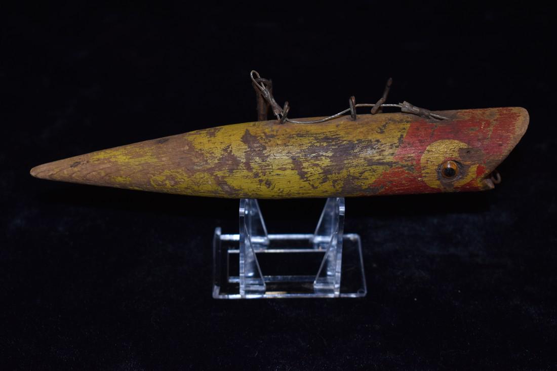 Antique Wooden Fishing Lure: Antique Wooden Fishing Lure