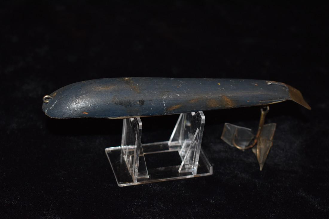 Antique Wooden Fishing Lure: Antique Wooden Fishing Lure