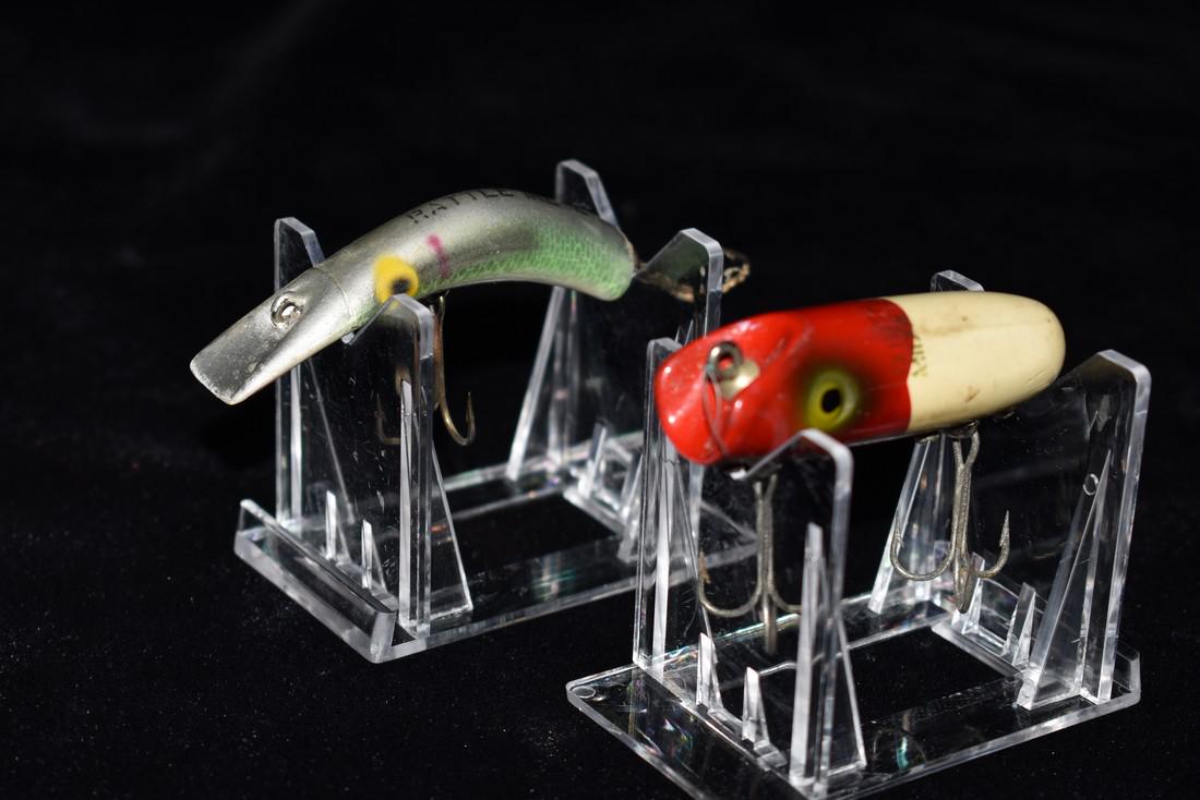 Lot of 2 Antique Fishing Lures, 1 Lazy Ike and 1 South (1 of 8)
