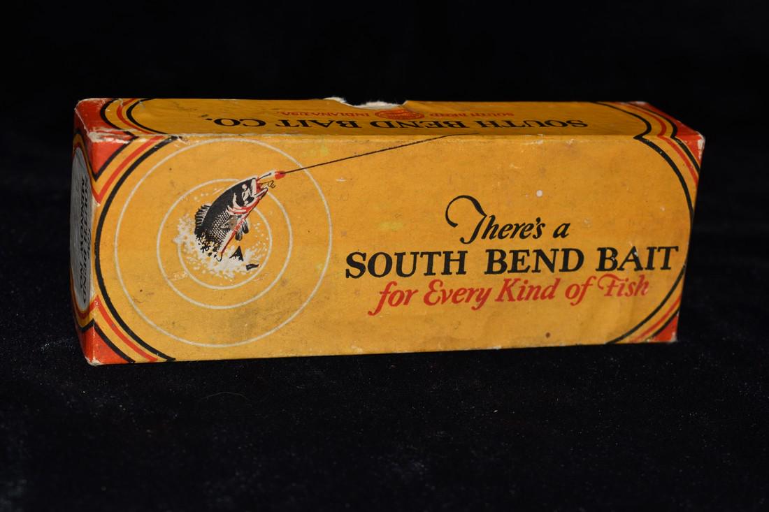 Antique South Bend Bait Co. Fishing Lure Box (1 of 2)