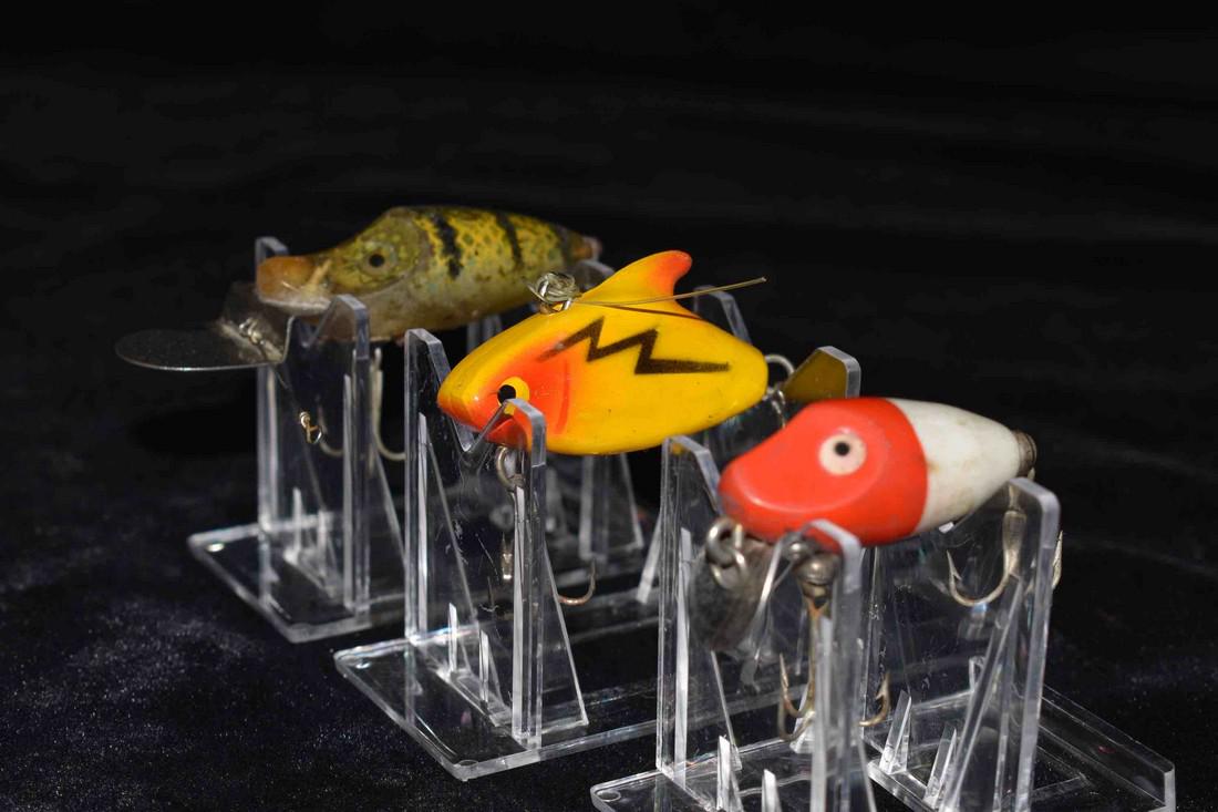 Lot of 3 Antique Heddon Fishing Lures (1 of 7)