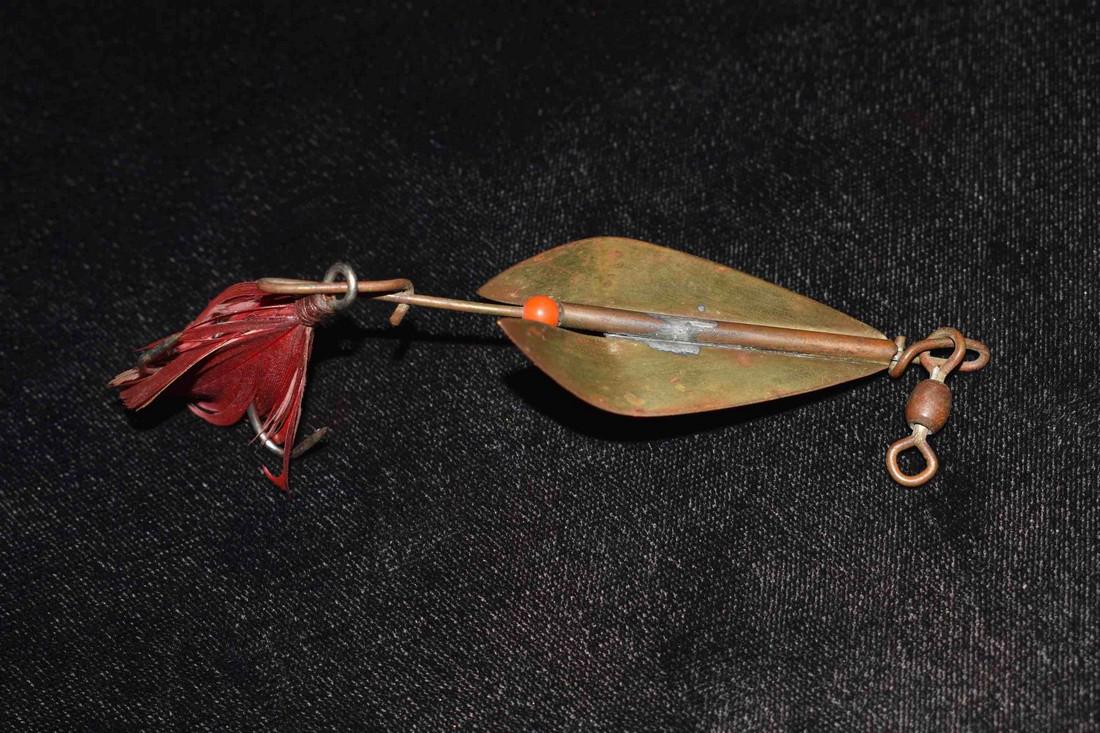 Antique Fishing Lure: Antique Fishing Lure