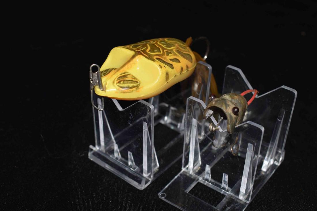 Lot of 2 Fishing Lures (1 of 7)