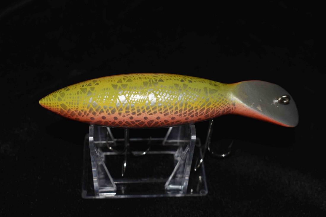 Antique Rush-Tango Swimming Minnow Fishing Lure (1 of 6)