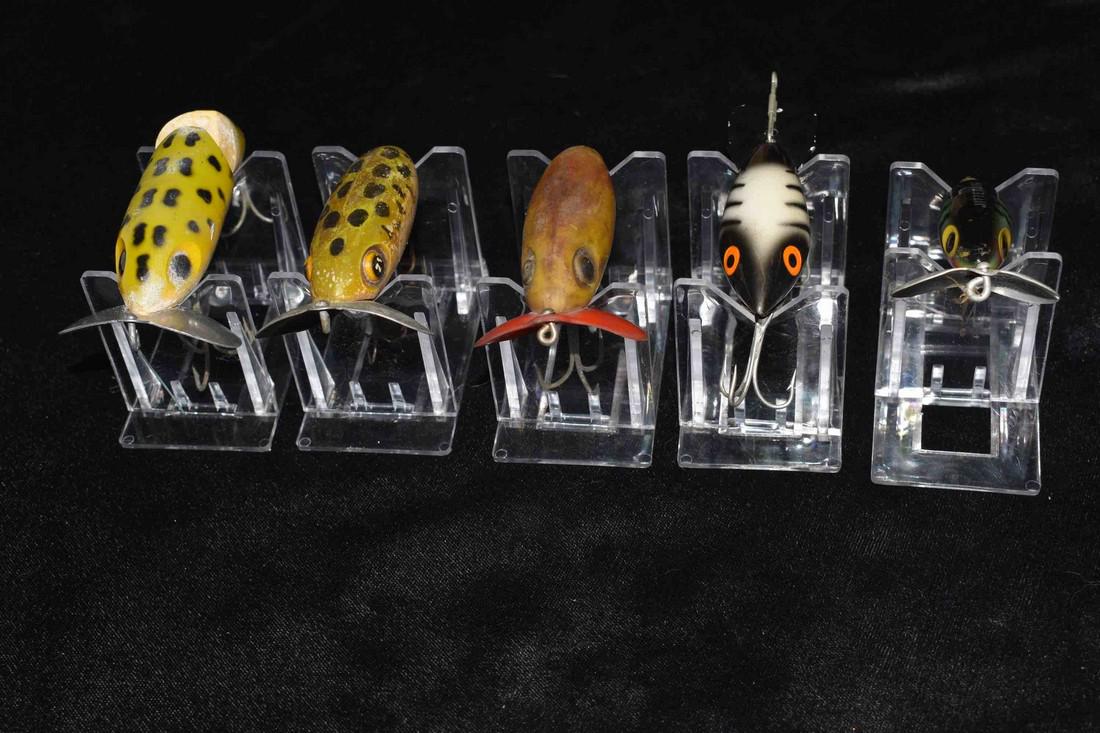 Lot of 5 Antique Fishing Lures: Lot of 5 Antique Fishing Lures