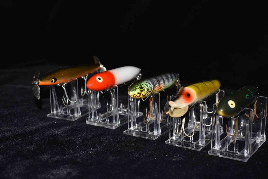 Lot of 3 Heddon Fishing lures and 2 Antique Fishing (1 of 20)