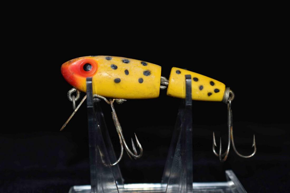 Antique Miracle Minnow Fishing Lure: Antique Miracle Minnow Fishing Lure