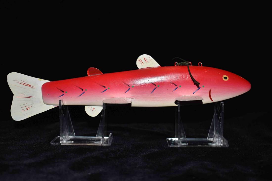 Antique Wooden Fishing Lure (1 of 4)