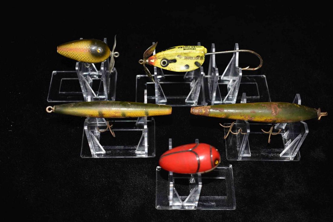 Lot of 4 Antique Fishing Lures: Lot of 4 Antique Fishing Lures