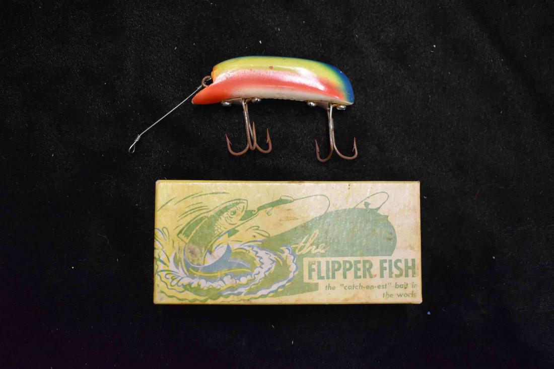 Antique The Flipper Fish P & K Brighteyes Fishing Lure (1 of 2)