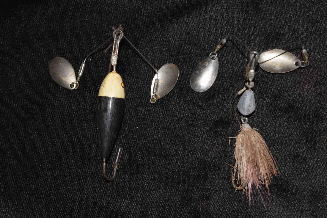 Antique Fishing Lure: Antique Fishing Lure