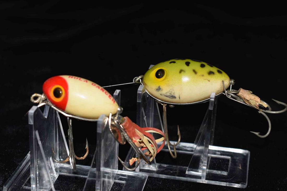 Lot of 2 Hula Diver Fishing Lures: Lot of 2 Hula Diver Fishing Lures