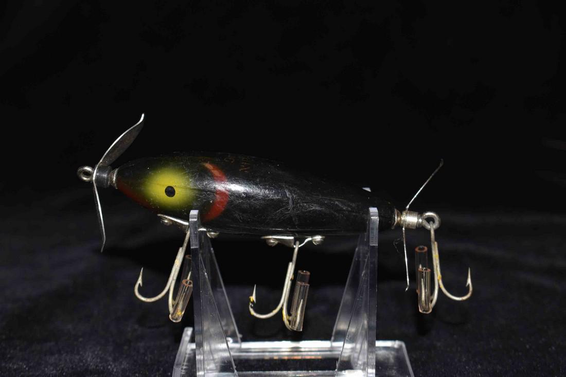 Antique South Bend Nip-I-Diddee Fishing Lure: Antique South Bend Nip-I-Diddee Fishing Lure