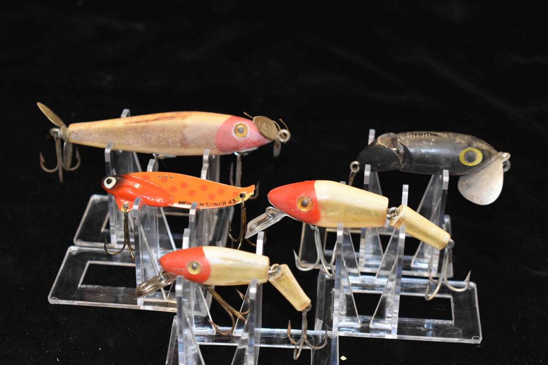 Lot of 5 Antique Fishing Lures: Lot of 5 Antique Fishing Lures