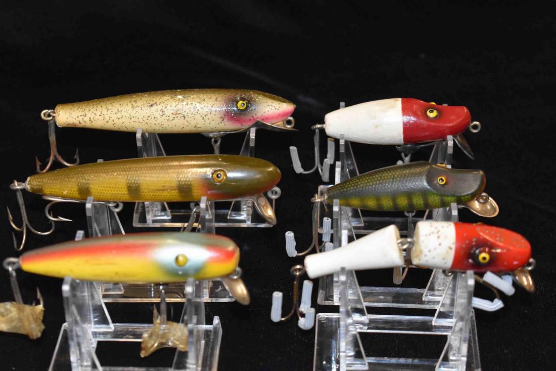 Lot of 6 Paw Paw Lures With Various Colors: Lot of 6 Paw Paw Lures With Various Colors