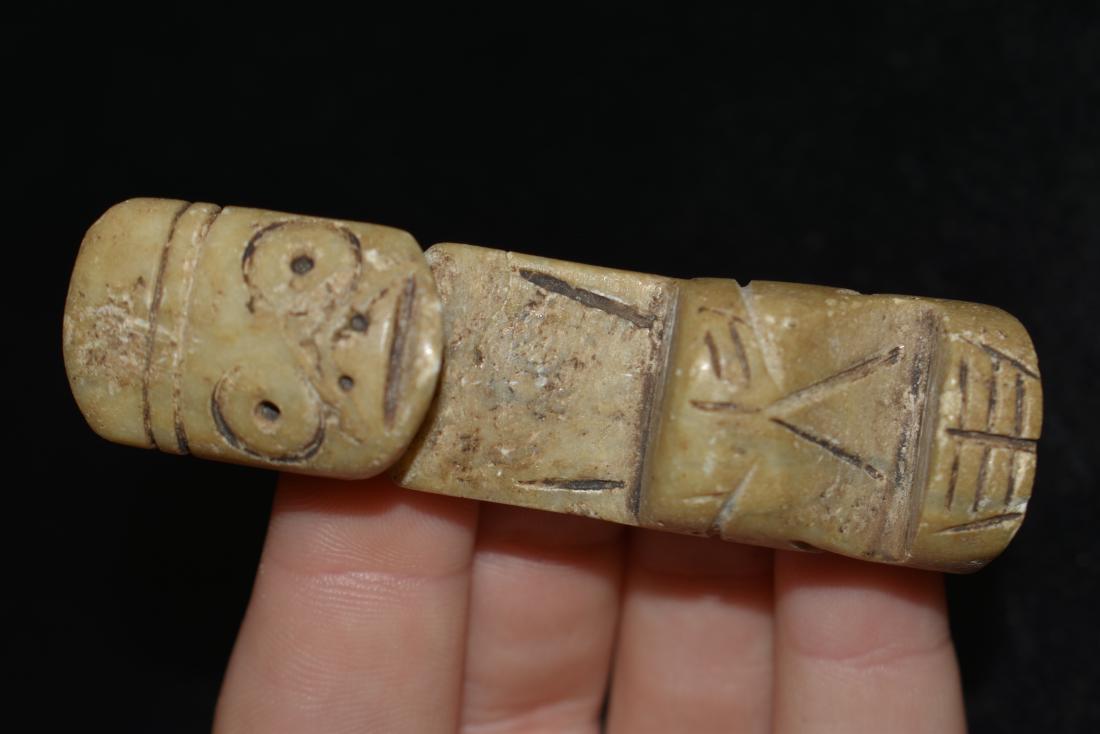 2 7/8" Tall Jade Pre Columbian Figure Broken And Glued (1 of 4)