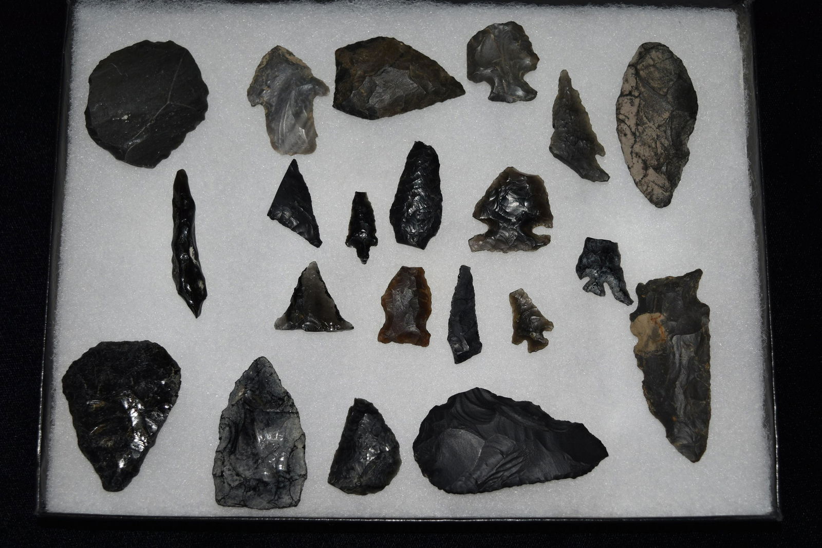Frame of 20 Assorted Arrowheads and Stone Knives,  3/4" (1 of 2)