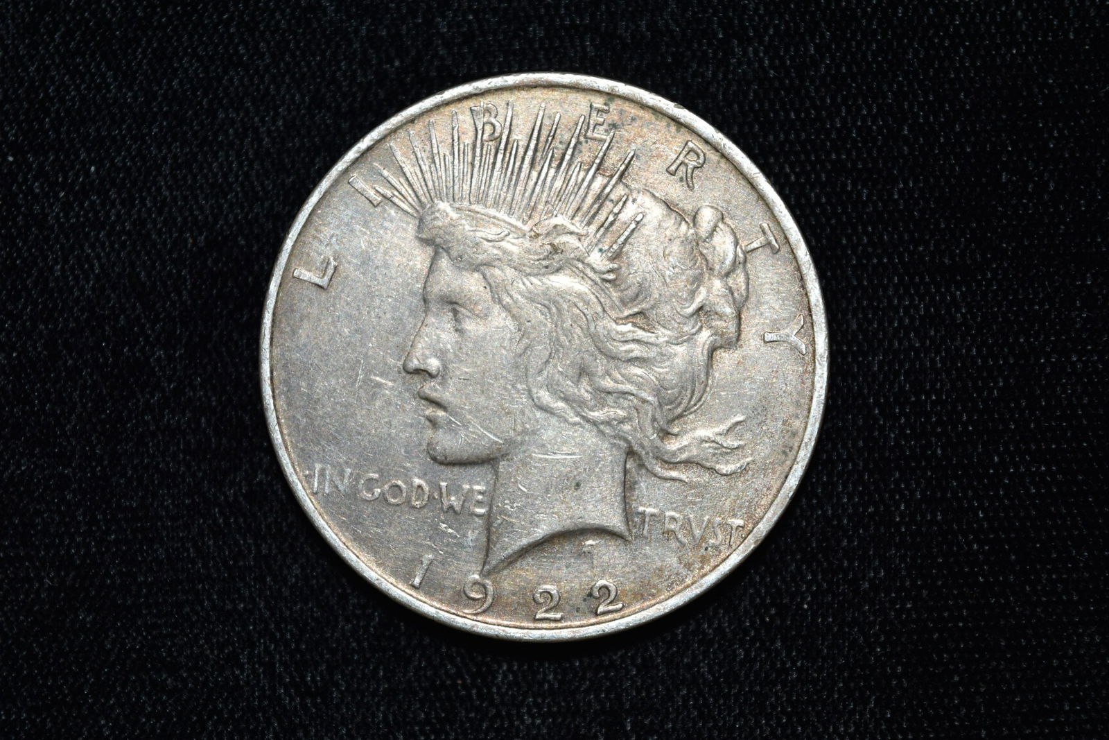 1922 d High Grade Silver Dollar, Grade by Picture (1 of 2)