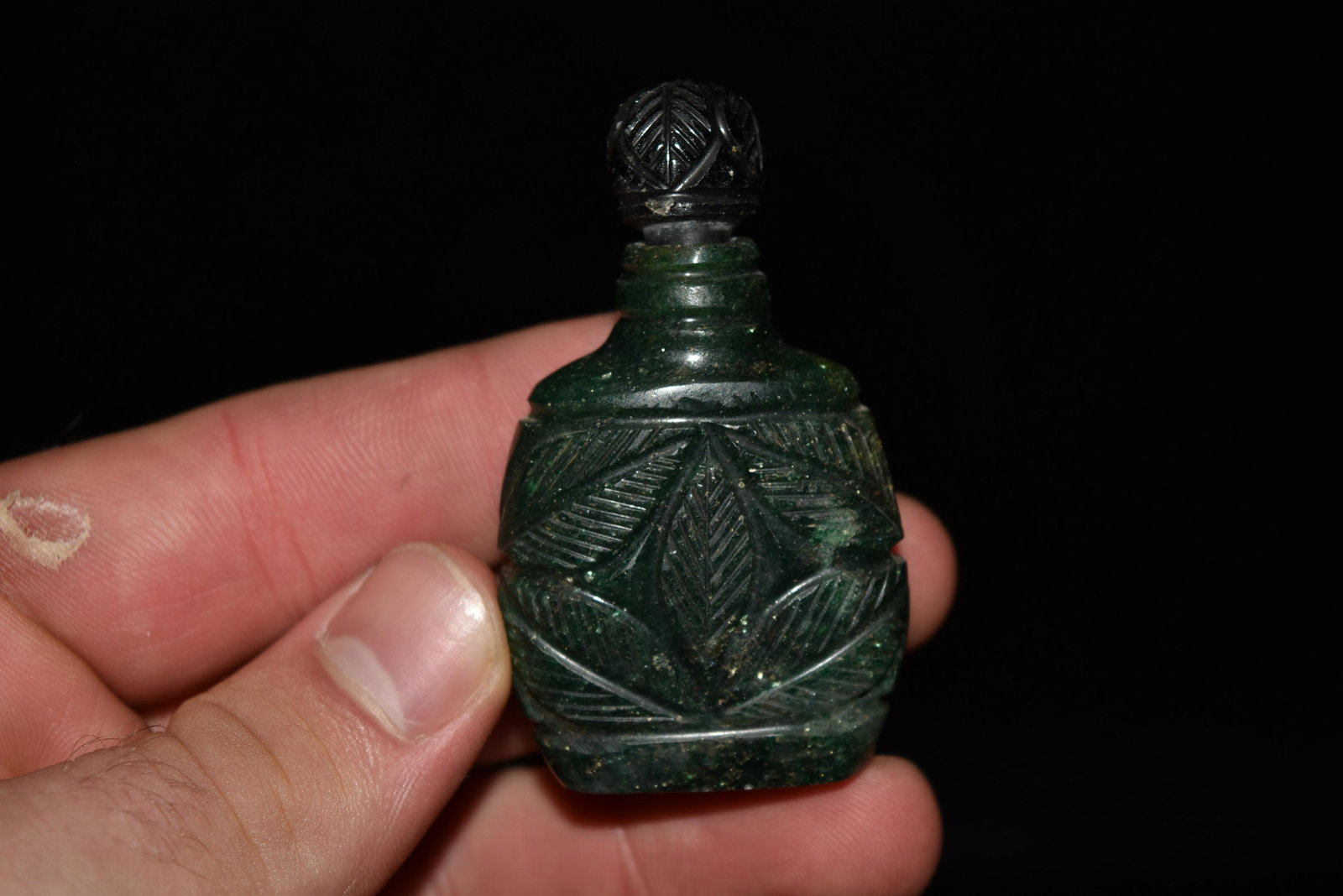 Jade Carved Perfume Bottle (1 of 5)
