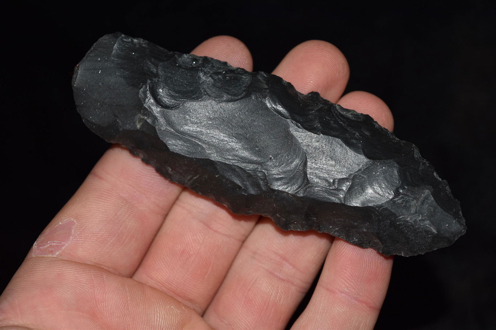 4 1/4" Obsidian Knife, California (1 of 5)