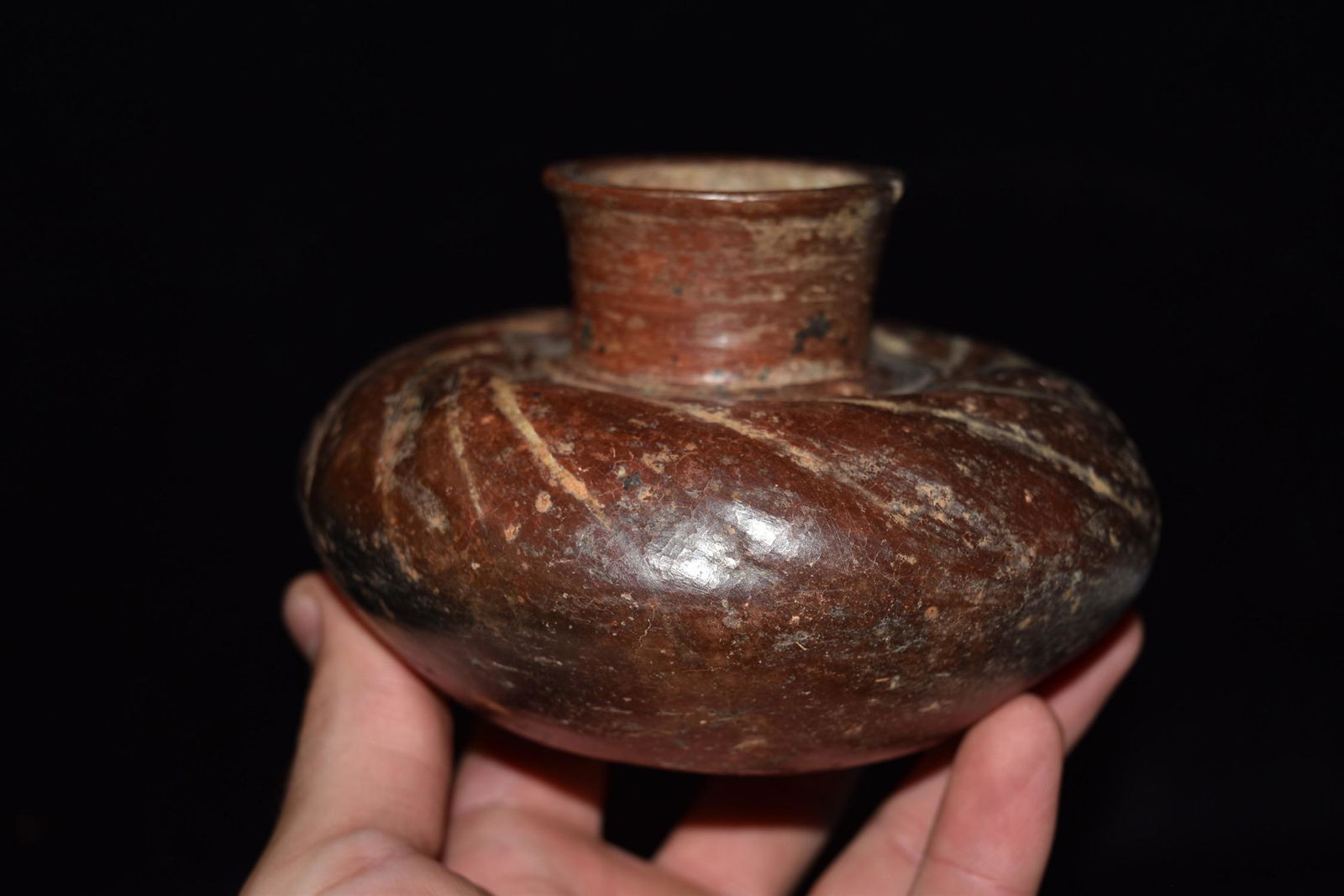 Pre Columbia Gadrooned Bottle, Great Design, Bennett (1 of 7)