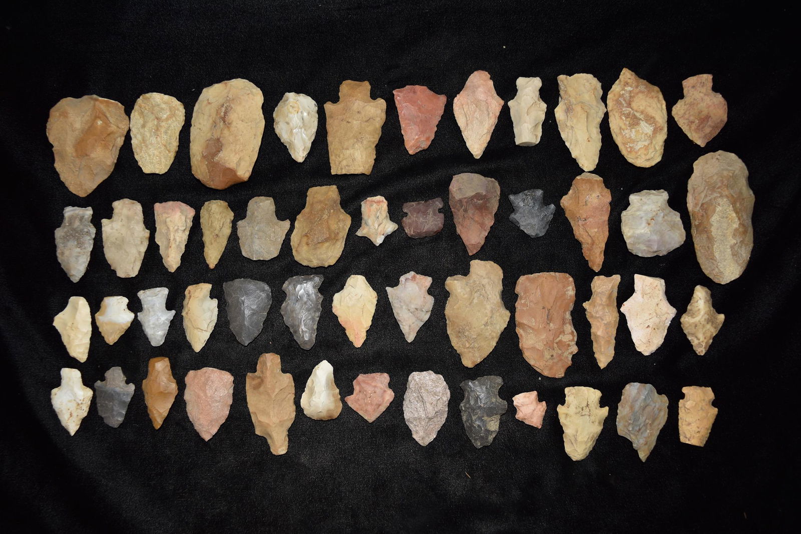 Lot of Approx. 50 Arrowheads Found in Arkansas, Donnie (1 of 6)