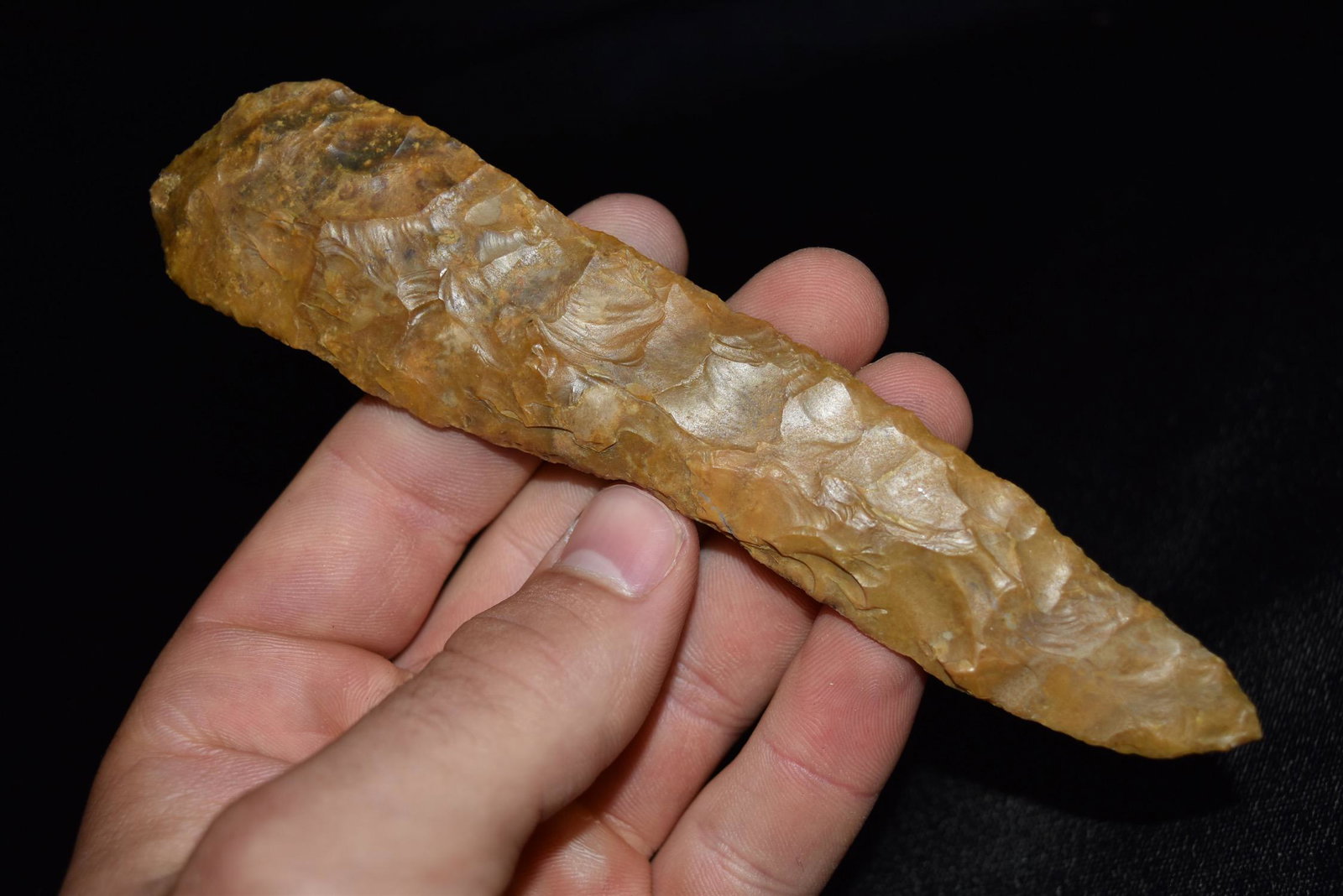 6" Extremely Fine Archaic Knife, Ex Dr. Nuckles (1 of 5)