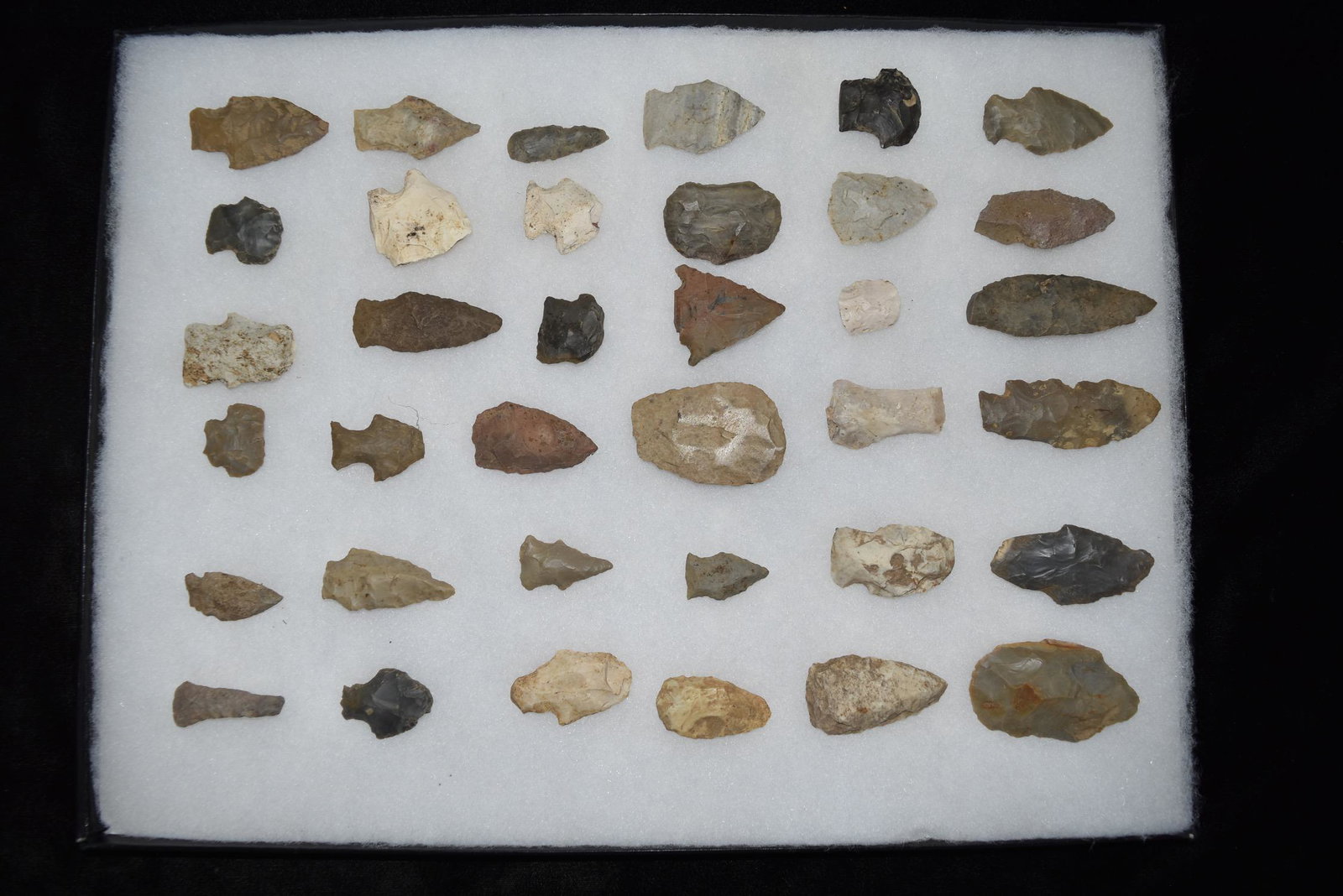 Lot of Kentucky Arrowheads (1 of 6)