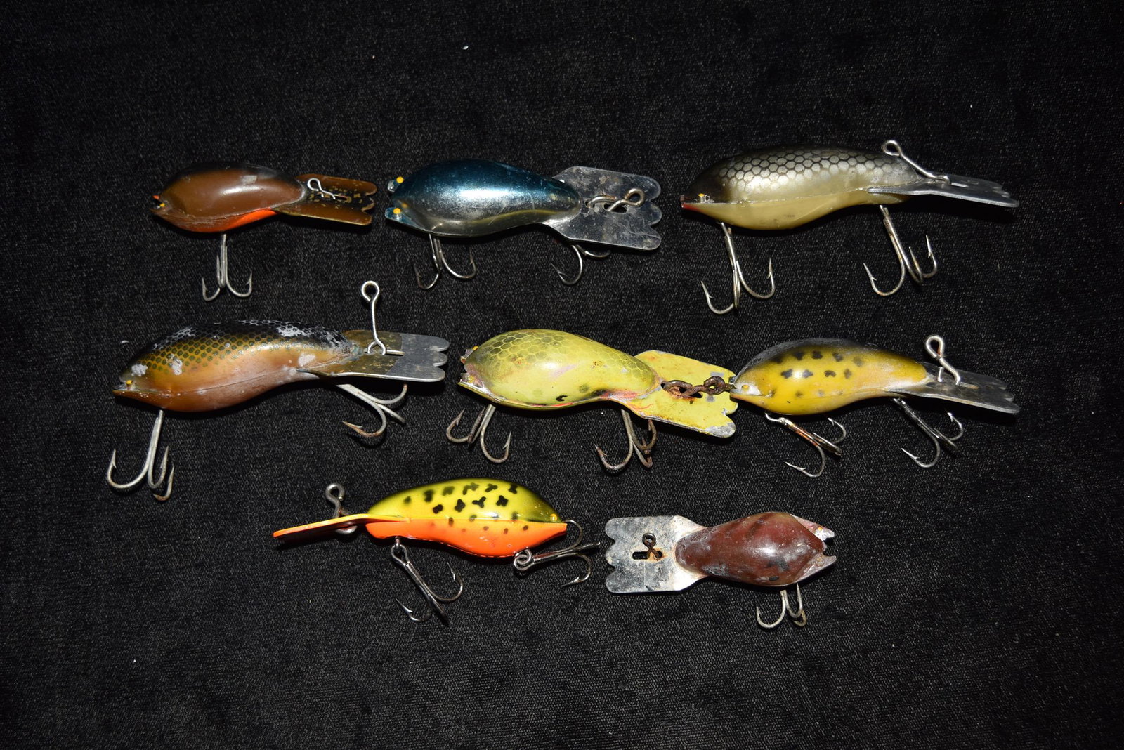Lot of 8 Fred Arbogast Mud Bugs Vintage Fishing Lures: Lot of 8 Fred Arbogast Mud Bugs Vintage Fishing Lures