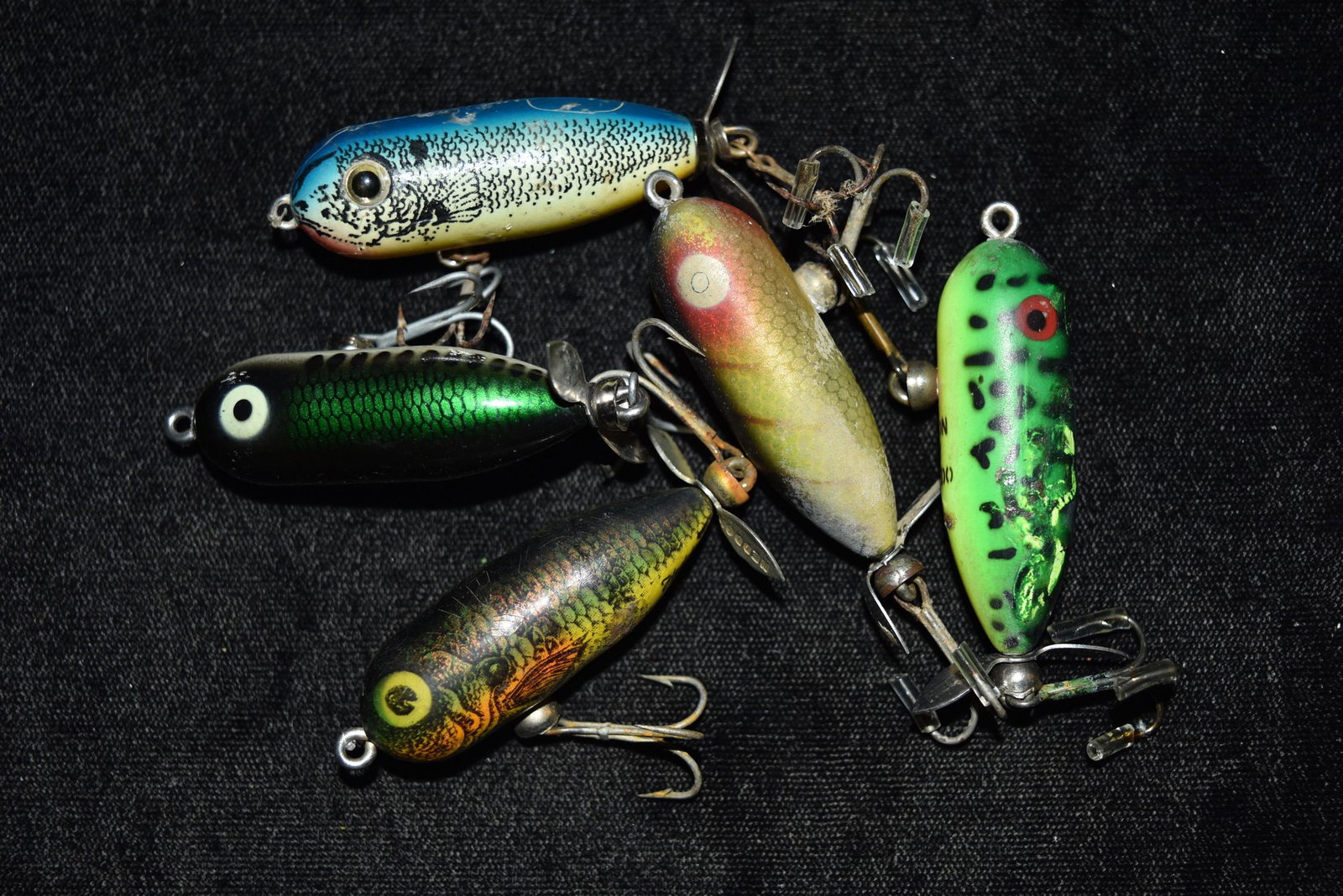 Lot of 5 Heddon Tiny Torpedo Vintage Fishing Lures: Lot of 5 Heddon Tiny Torpedo Vintage Fishing Lures