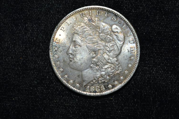 High Grade 1883 Morgan Silver Dollar, Grade from Photos (1 of 3)