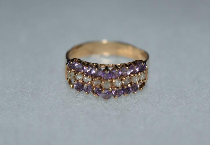 Diamond and Amethyst 18k Gold Ring Size 5 (1 of 4)