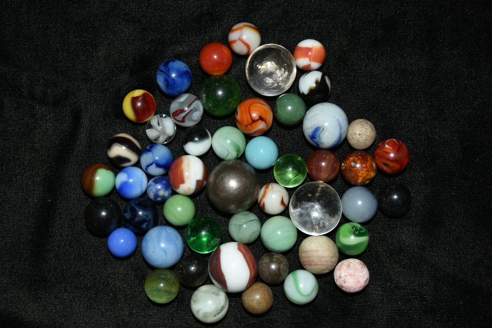 Collection of Vintage Marbles: Collection of Vintage Marbles