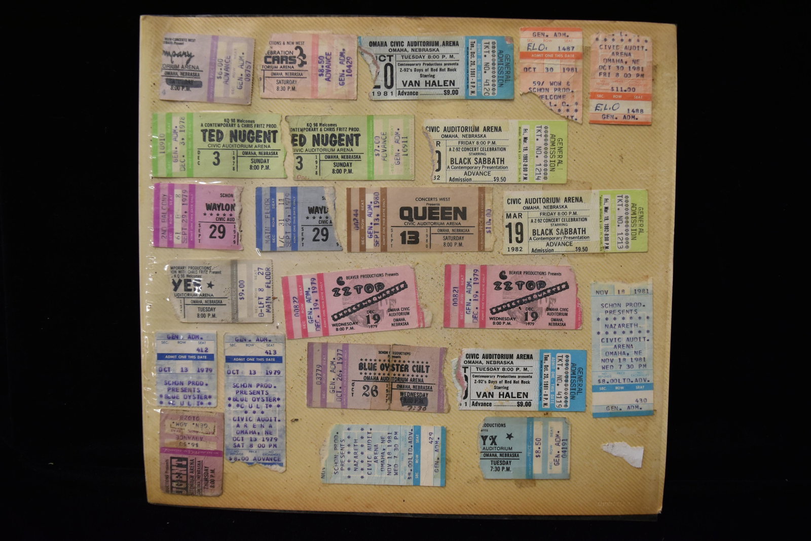Collection of Rock and Roll vintage concert tickets.: Collection of Rock and Roll vintage concert tickets. Queen, Black Sabbath, Van Halen, E.L.O. Wayland Jennings, ZZ Top, Blue Oyster Cult, and others. Please see photo for all tickets